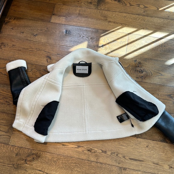 Stand Studio Cropped Black Lorelle Faux Shearling & Leather Jacket/ SMALL/*MINT - Picture 15 of 16